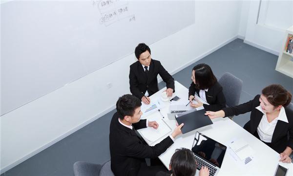 企業高管包括哪些職位(公司高管人員的資格限制規定)